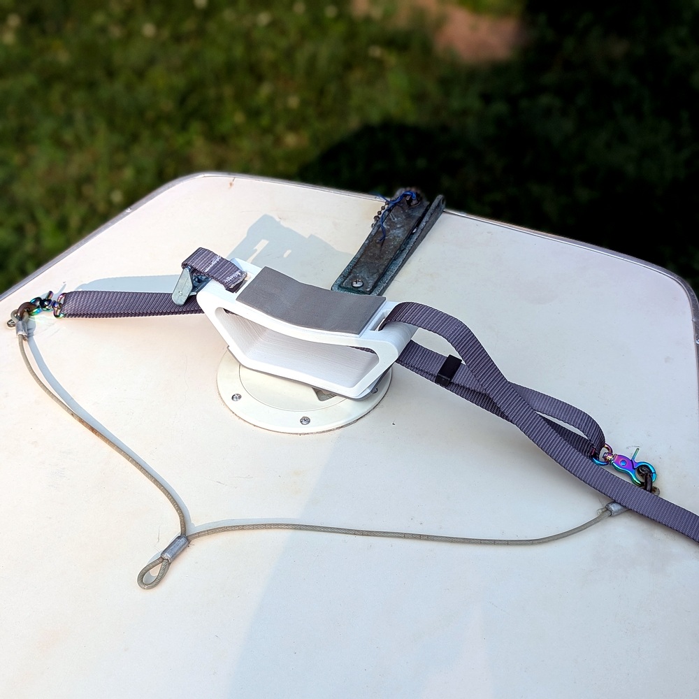 Front Spar Mount prototype installed in a Sunfish mast step